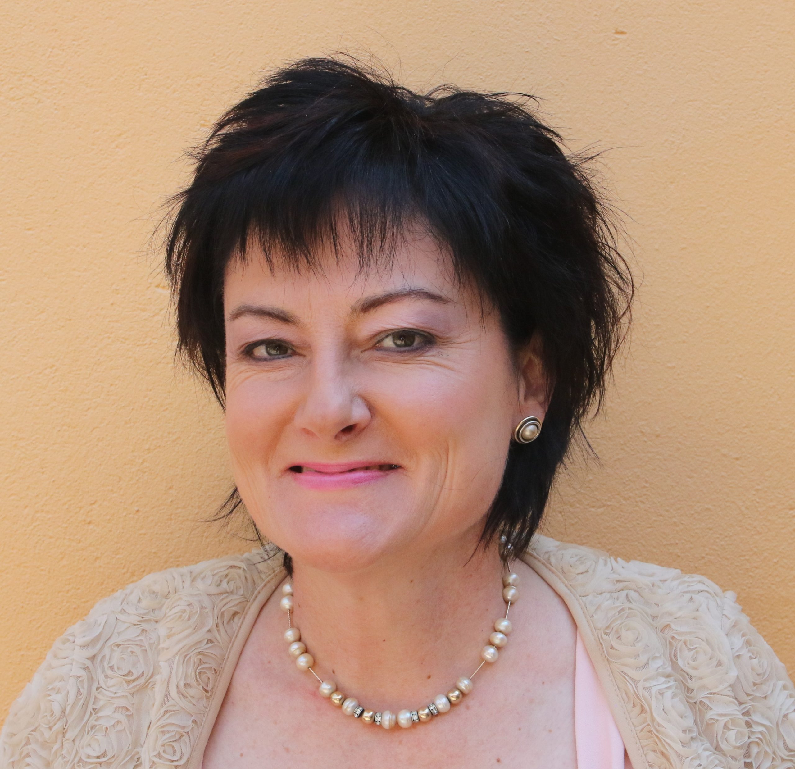 ds Antoinette van Zyl